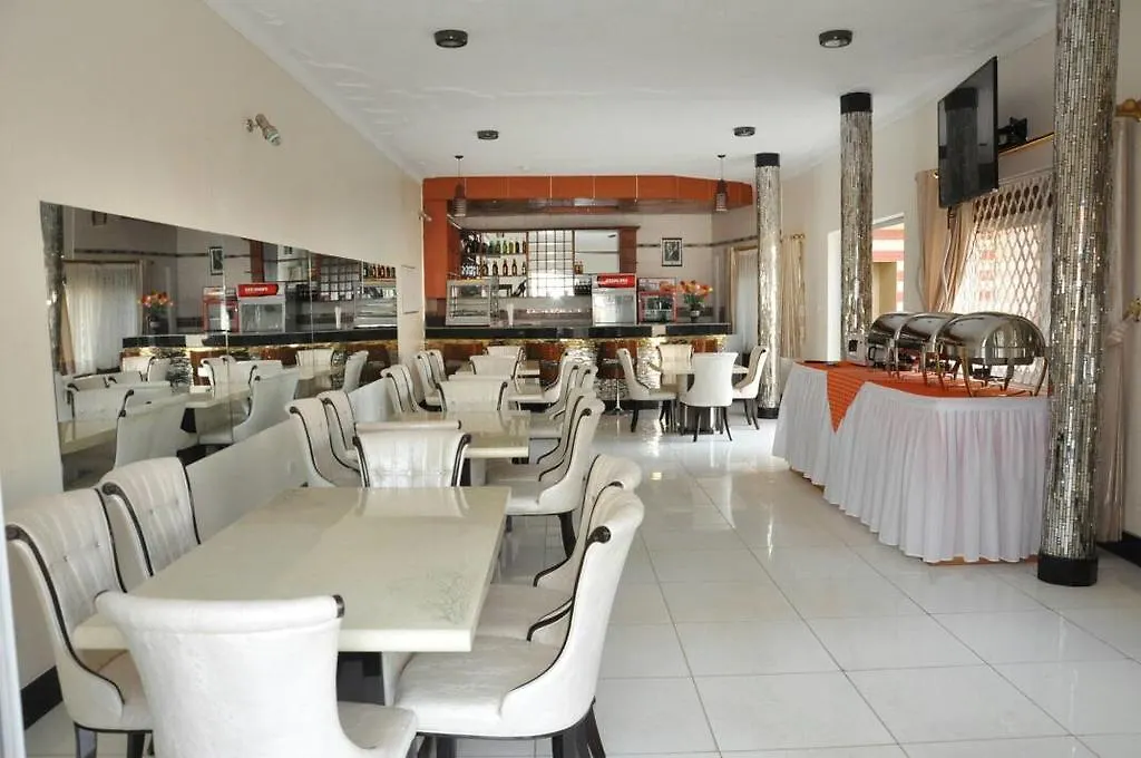 Innophine Hotel 790 Entebbe